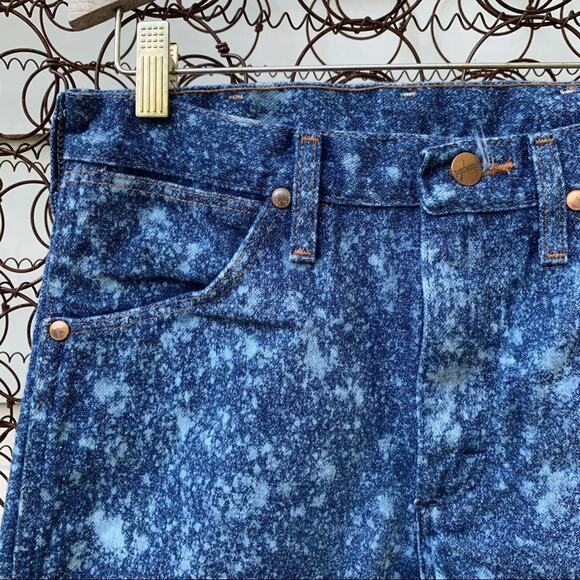 Wrangler “Star Splatter” upcycle diy vintage wedgie jeans - Picture 5 of 8
